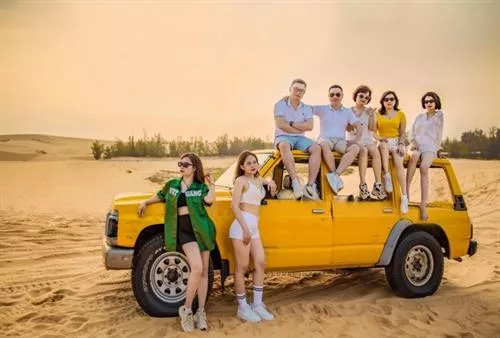 Tour riêng ngắm hoàng hôn hoặc bình minh ở Mũi Né bằng xe Jeep kết hợp xe ATV (xe địa hình)